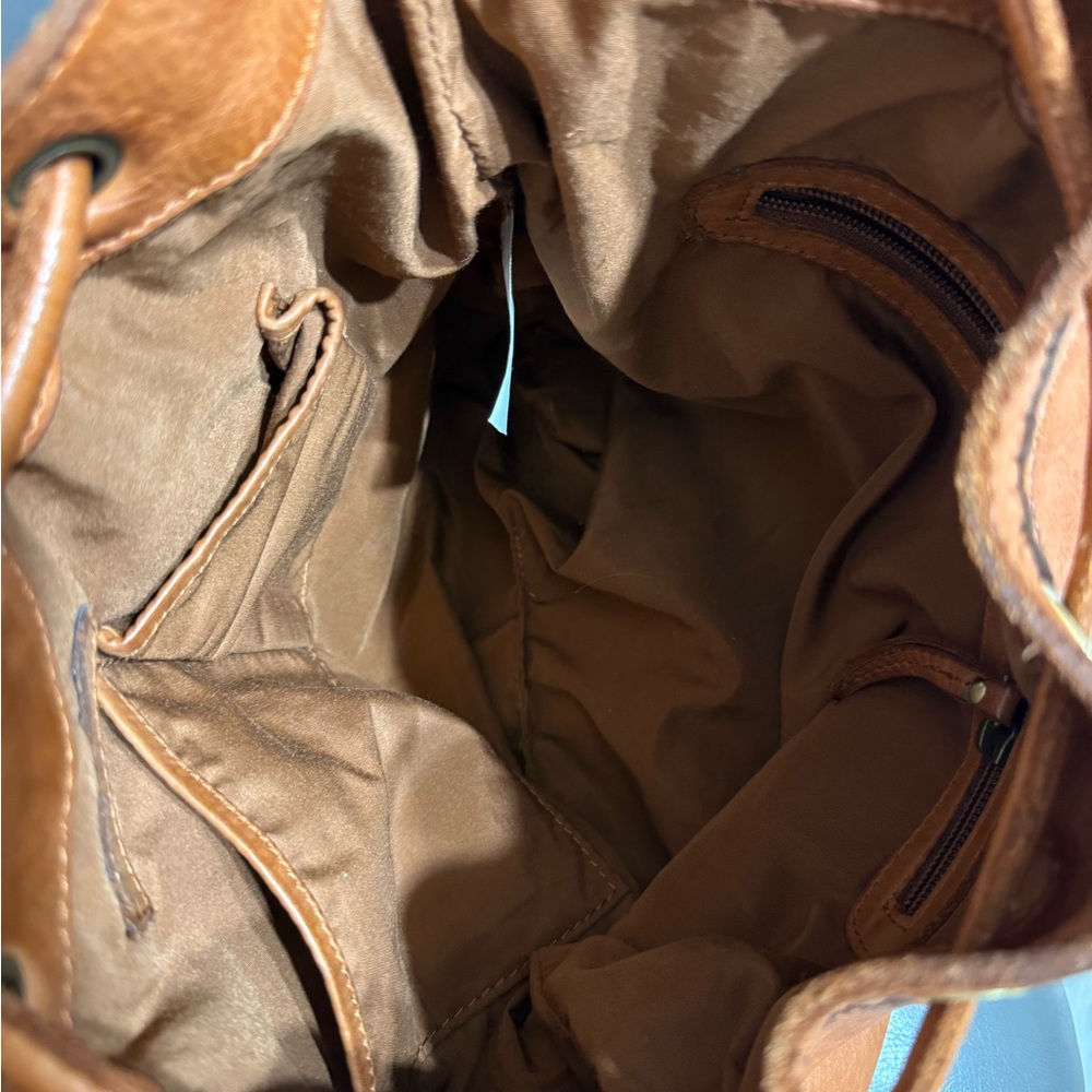 MARTA PONTI Tan Leather Crossbody Bag with Stud Details - Picture 8 of 8
